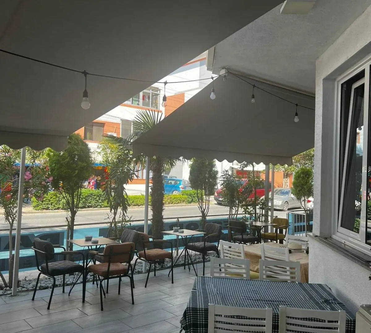 Shëngjin Dardania Hotel